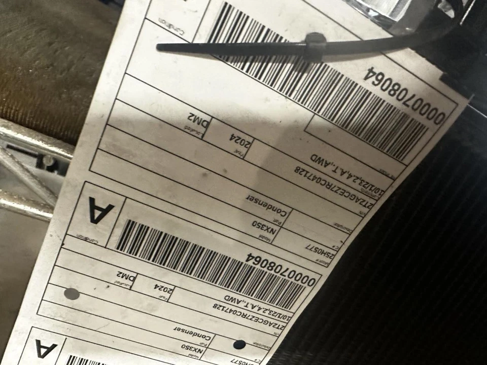 AC Condenser Fits 19-23 LEXUS ES350 2050978 - Image 2 of 2