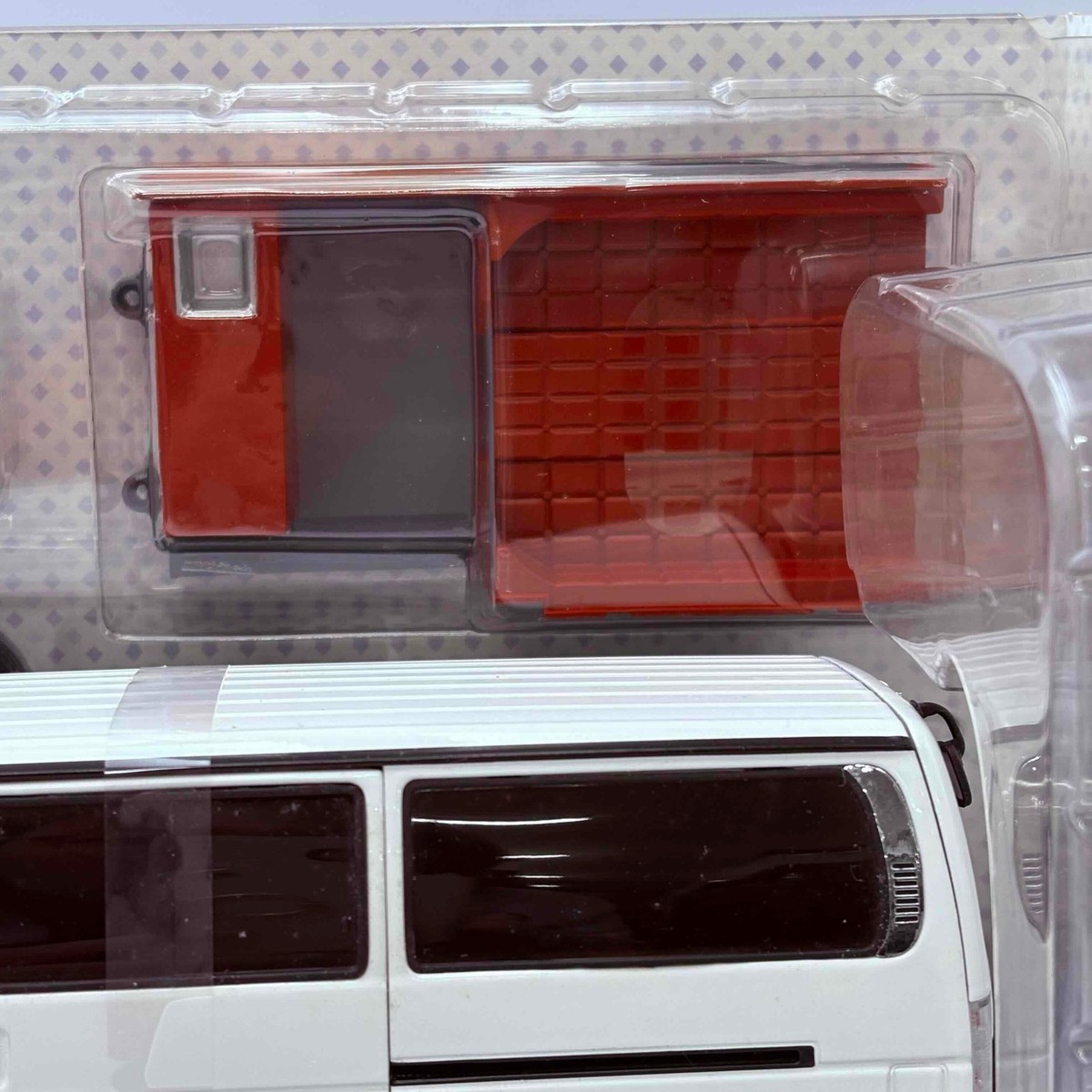 1/24 DISM Aoshima Toyota Hiace Van (100 Series) SUPER GL Late
