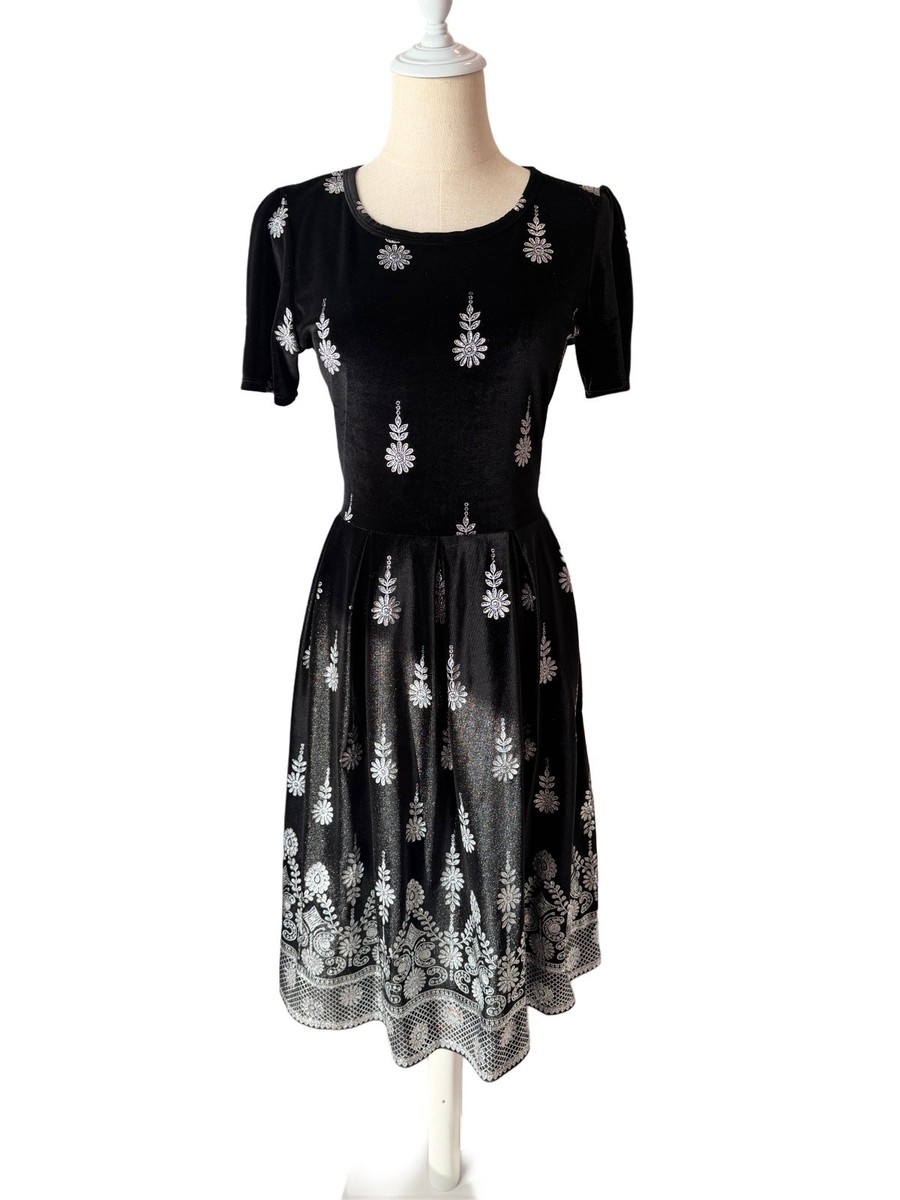LulaRoe Elegant Amelia VELVET DRESS with pockets | eBay LulaRoe Elegant Amelia VELVET DRESS with pockets | eBay