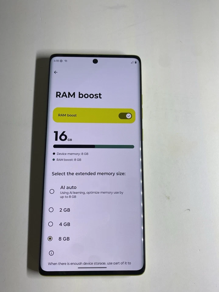 Smartphone Motorola Moto G85 5G 256GB Desbloqueado 16gb RAM Foto 2 de 4