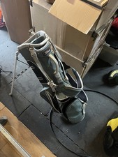 Titleist Players 4 Stand Bag Used Condition With Raincover Green/ White, 4-way