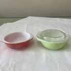 Lot of 2 Vintage Pyrex 080 Lime Green & Red Casserole with one lid