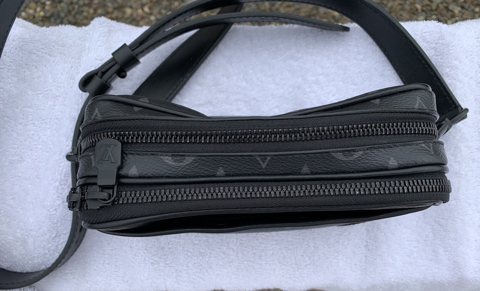 Louis Vuitton Monogram Eclipse Alpha Wearable Wal… - image 2