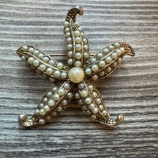 Vintage Starfish Brooch Pin Gold Tone Faux Pearl Sea Life Beach Ocean Coastal