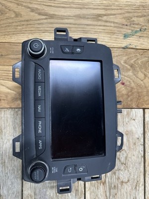 2015-2018 Jeep Renegade Navigation Radio Display and Receiver 