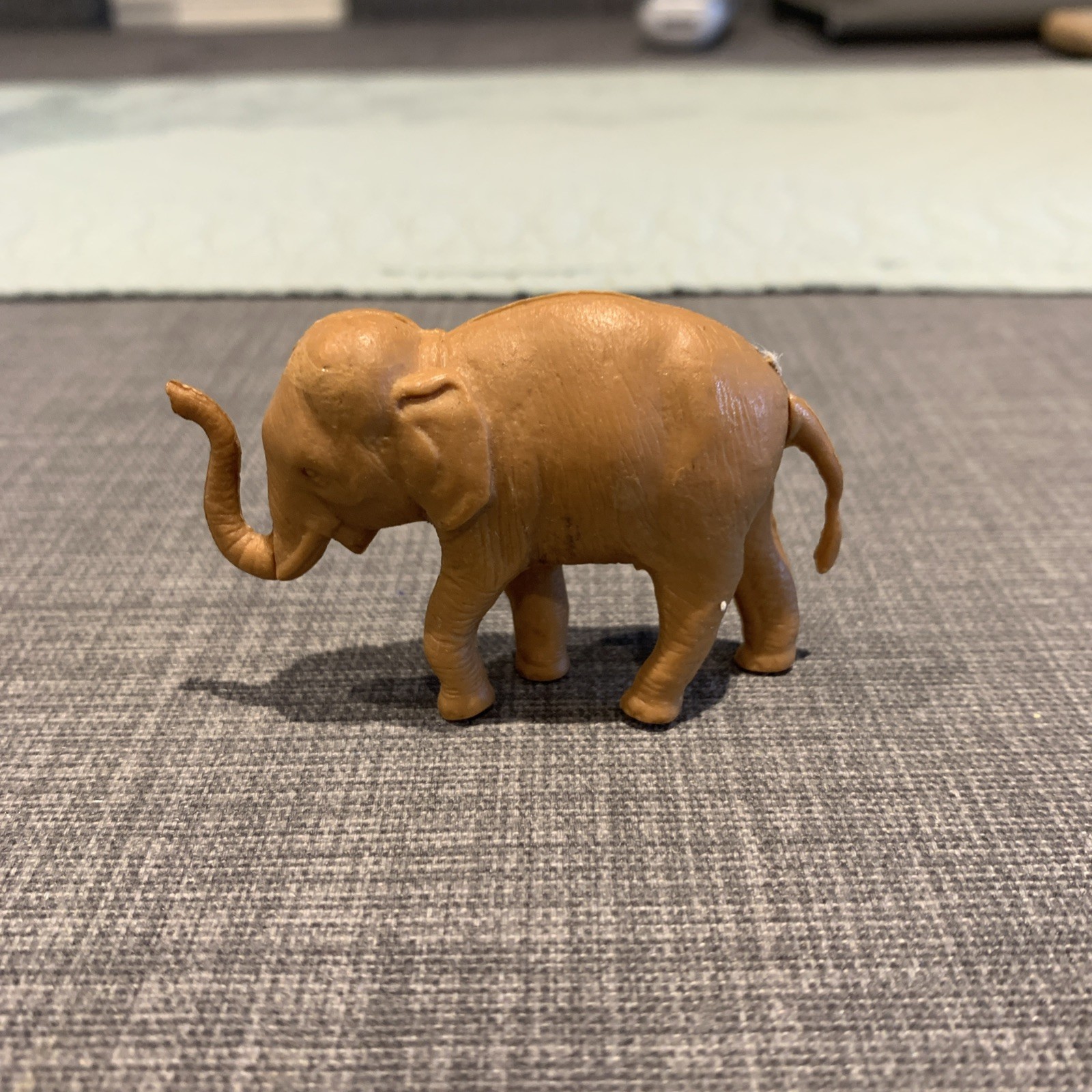 1 / 43 ème CORGI-TOYS - CHIPPERFIELDS CIRCUS CAGE ÉLÉPHANT