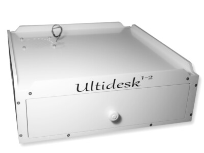 Ultidesk Druckerdesktop weiß inkl. Kühlung & Schublade für 3D-Drucker Ultimaker