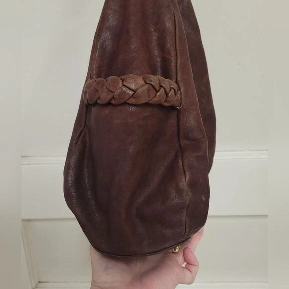Botkier Mujer Cuero Hobo Bolso de Mano Correa Trenzada Gamuza Interior Herrajes Dorados Foto 3 de 4