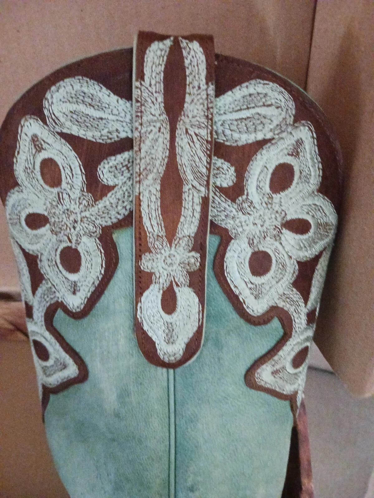 Picture 2 of 15