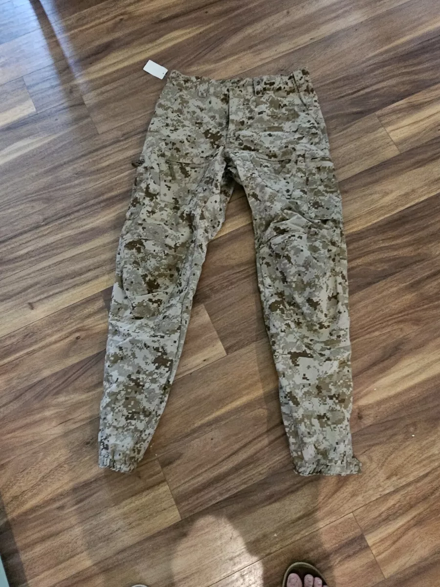 Patagonia camo hotsell pants