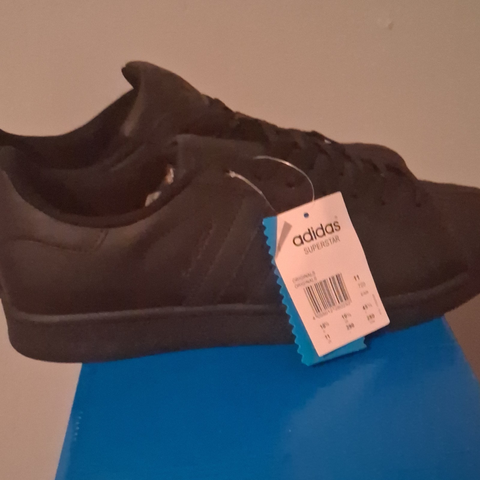 Adidas low top shell toes thumbnail 2