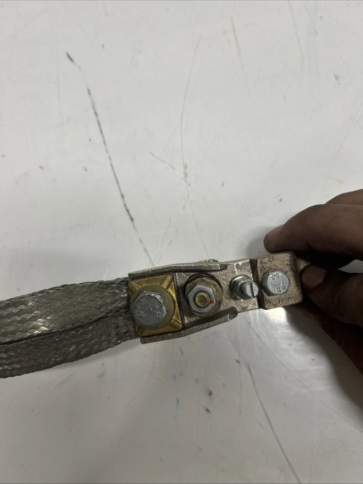 brazo de contacto de puesta a tierra con resorte M-893 Foto 3 de 4