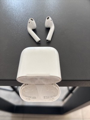 Apple AirPods Pro 1st Generation