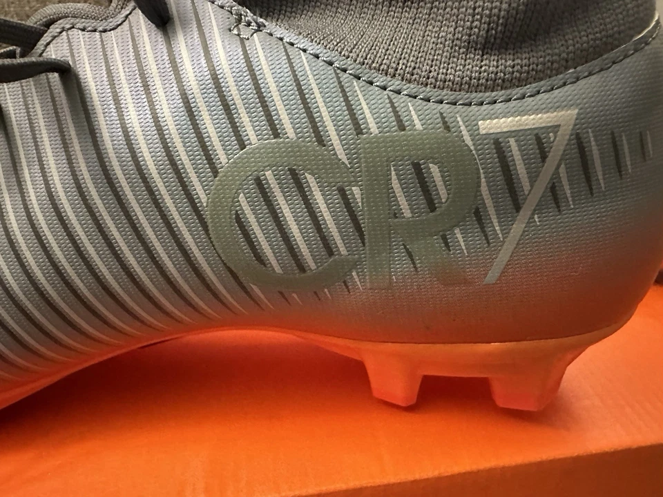 SCARPE DA CALCIO NIKE MERCURIAL VICTORY VI CR7 DF FG NR 46 New Cristiano Ronaldo - Immagine 2 di 4