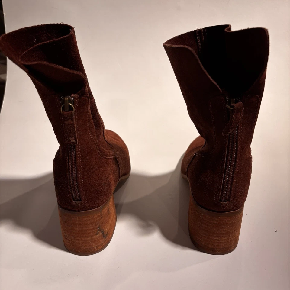 Botas de gamuza marrón Kelsi Dagger talla 8 Foto 3 de 4