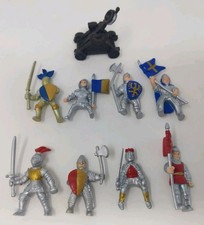 LOT of 8 Safari Ltd Medieval Knights Figurines Catapult