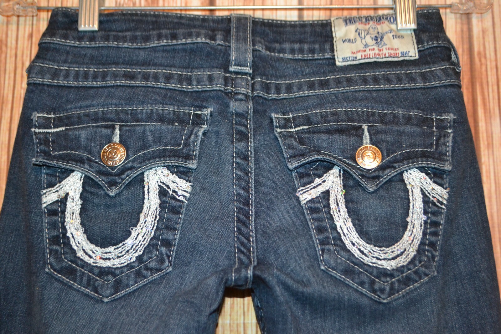 True Religion Women's Knee Length Embellished U Pocket Flaps Denim Shorts Sz 26 thumbnail 7