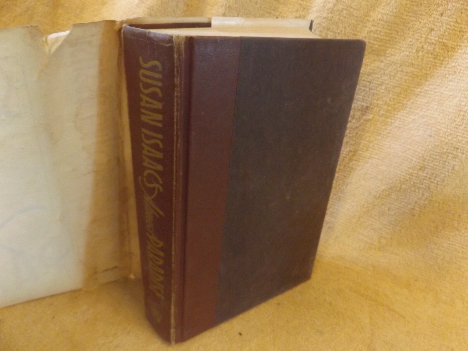 FILA ALMOST PARADISE by Susan Isaacs 1984 BCE Harper & Row hardcover and dust jacket