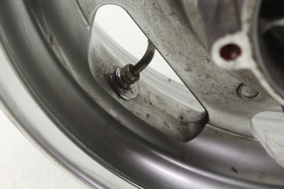 03-08 Llanta trasera Kawasaki Vulcan 1600 41073-0032 Foto 4 de 4