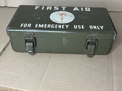 World War 2 U.S. Army First Aid Kit Metal Case 12 Unit Kit Newark