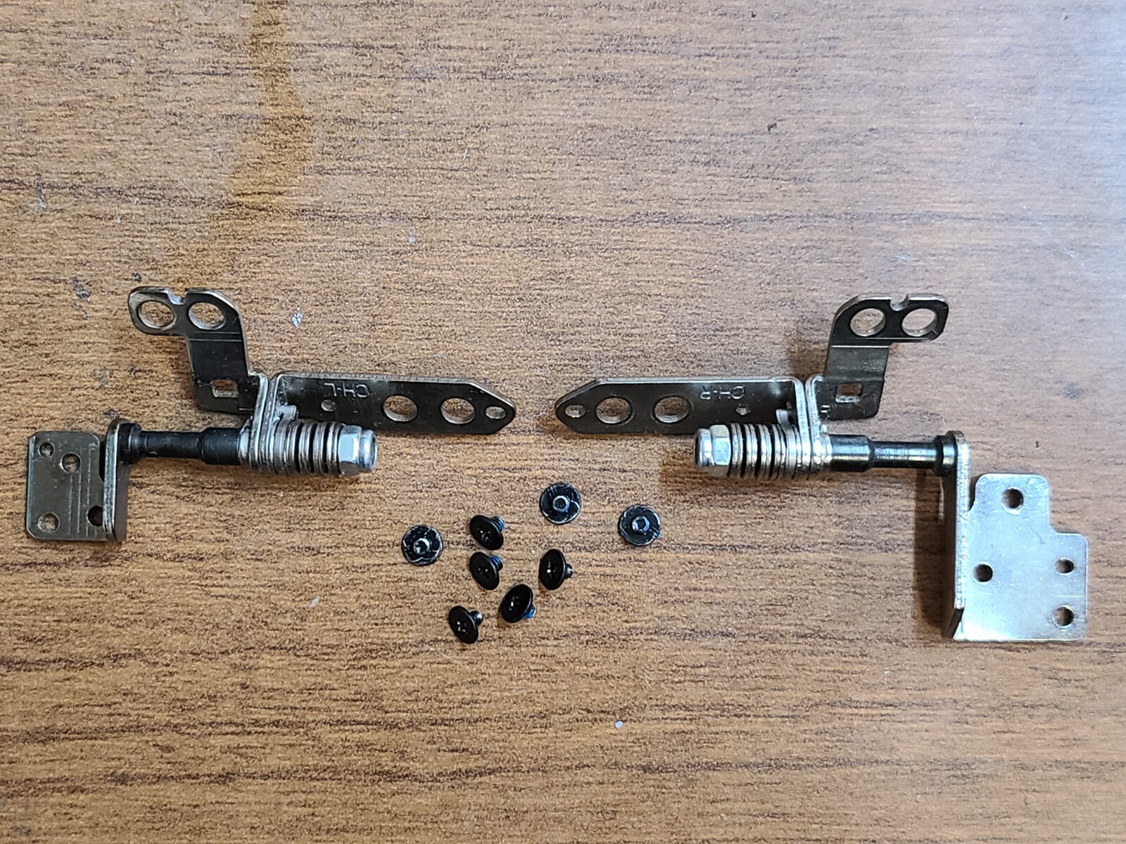 Hinge For Razor Blade ORIGINAL!! RAZER BLADE RZ09-01652E21 RZ09-0165 LEFT AND RIGHT HINGES ...