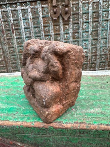 1700's Antique Red Stone Fine Carved Rare Hindu god Ganesha Sculpture - Picture 5 of 9