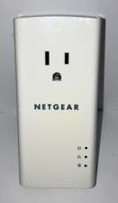 Netgear Powerline 1200 +  Extra Outlet PLP1200S Wi-Fi Extender 