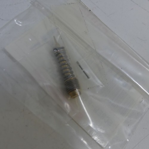 Kawasaki EN 500 C Luft/Kraftstoff Gesmischschraube Neu 36998