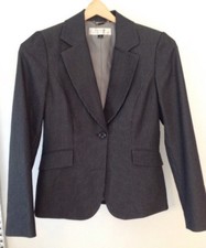 Women's 4 Tahari blazer