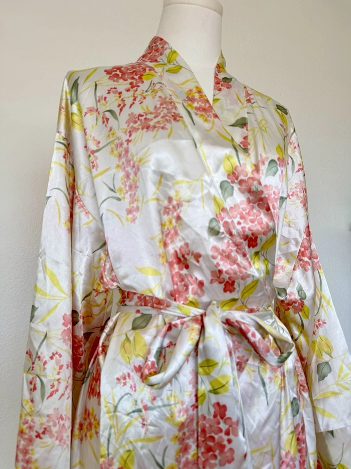 VINTAGE Mystique Intimates Largo Satinado Floral Bata Kimono Envolvente Cinturón Para Mujer’s Foto 3 de 4