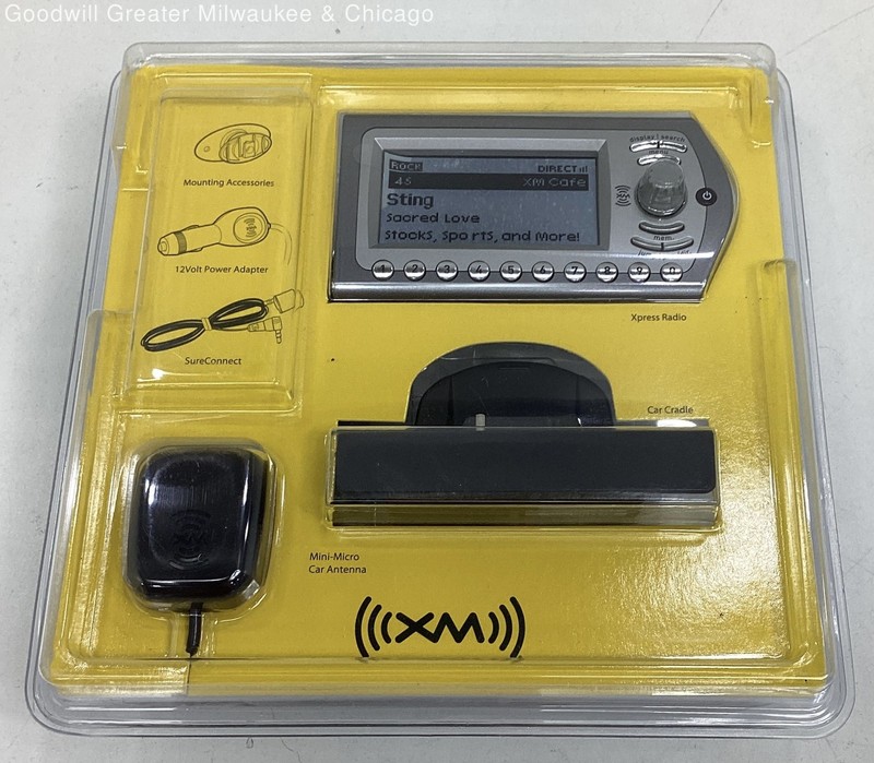 Audiovox XMCK-10A XM Xpress Satellite Radio Car Kit Silver Black Model