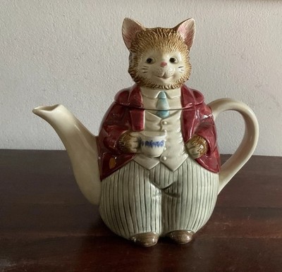Wonderful vintage 1980s  Otagiri ''Mr. Whiskers'' ceramic teapot