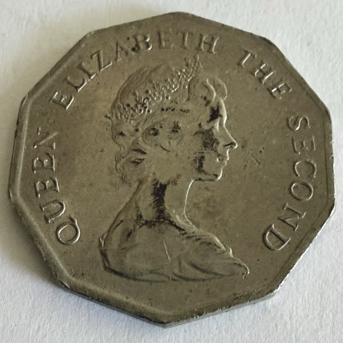 1976 Hong Kong Five Dollar/$5/Queen Elizabeth Second/QE II/Lion