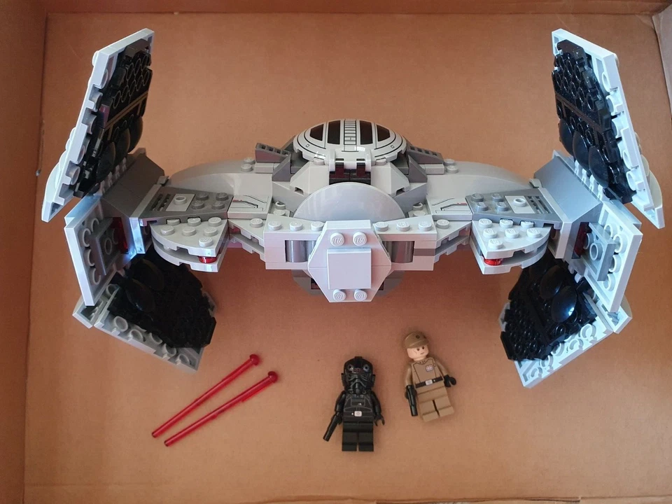 LEGO Star Wars 75082 TIE Advanced Prototype, photo 2 sur 5
