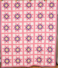 Vibrant, Well Quilted Vintage 40's Star Flower Antique Quilt 