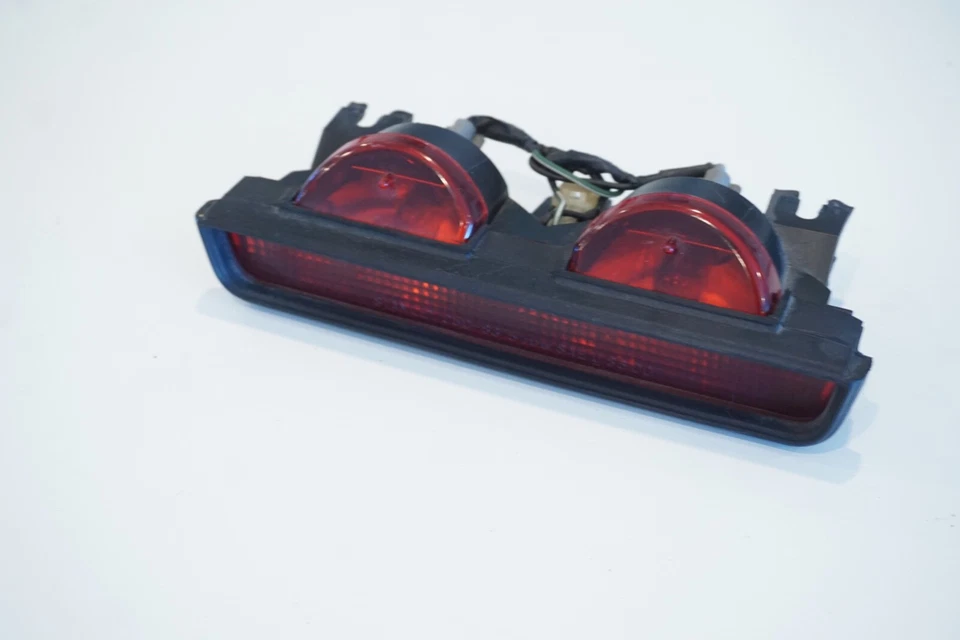 Tercera luz de freno OEM Honda CRX 1988-1991 Foto 2 de 4