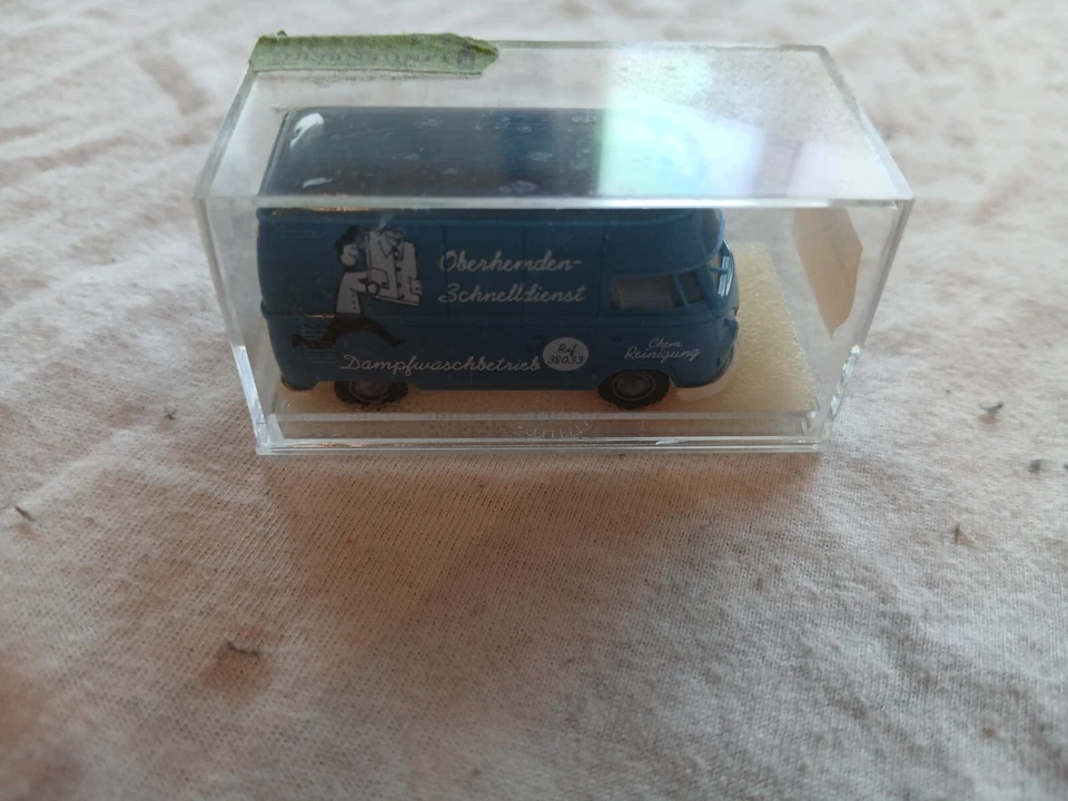 Brekina 32601 H0 VW Bulli T1b Kasten-Hochdach "Chem. Reinigung/Dampfwaschbetrieb