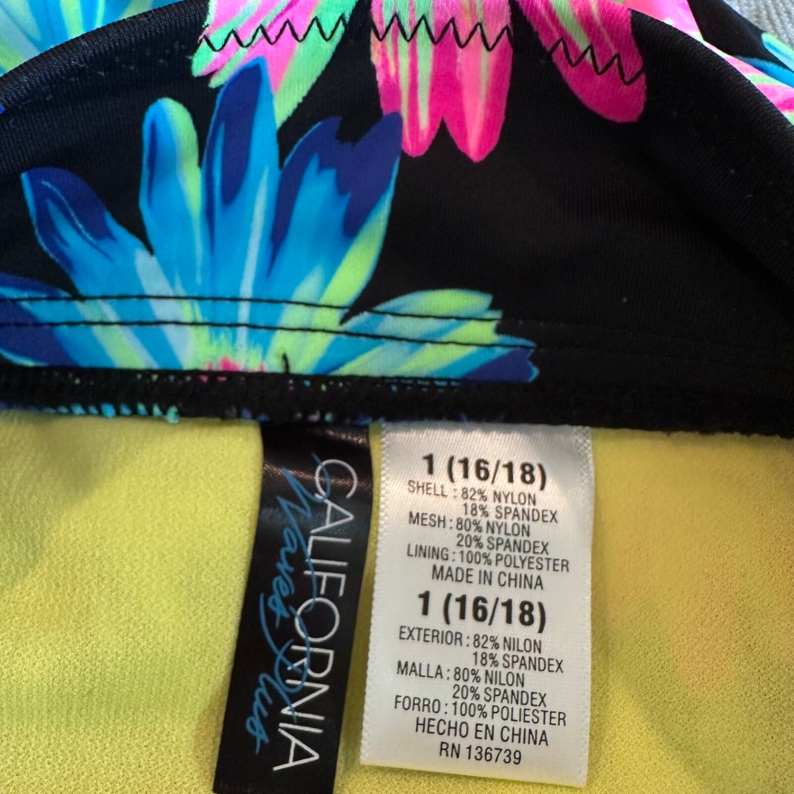 California Waves Womens Size 16/18 Gerber Daisy High Waist Bikini Bottoms NWT