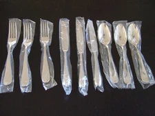 NEW 9 Pcs Knives, Soup Spoons Forks LYRIC Gourmet Settings Glossy Stainless