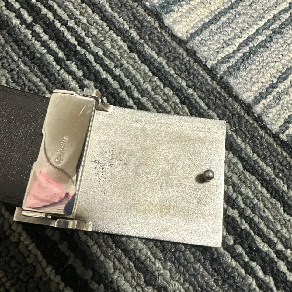 Cartier Hebilla de Cinturón Negro Plata Repujado 2C Logo para Hombre Buen Estado Raro FS Foto 4 de 4