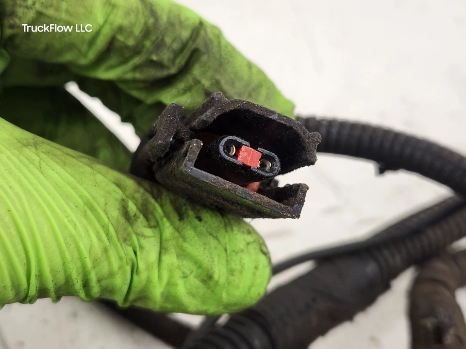 Ford F550 Super Duty 2000 doble cabina, cabina y chasis solamente, marco arnés de cableado 60" Foto 4 de 4