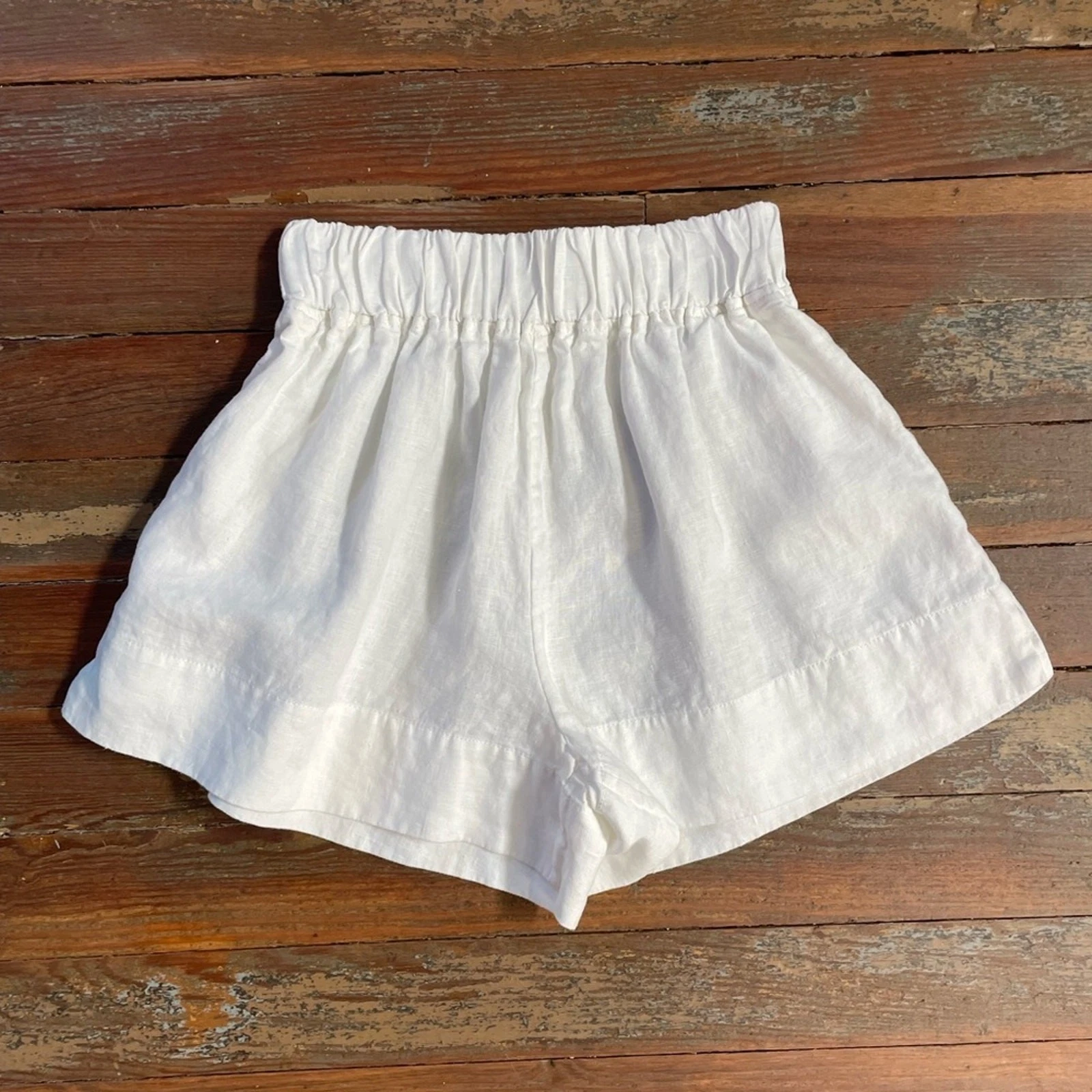 L'Academie Comilly Revolve 100% Linen Pull On Short in White - Sz XS 🧡🎀