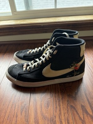 Nike Blazer Mid '77 QM High Top Sneakers Black/ pomegranate  CJ1166-001