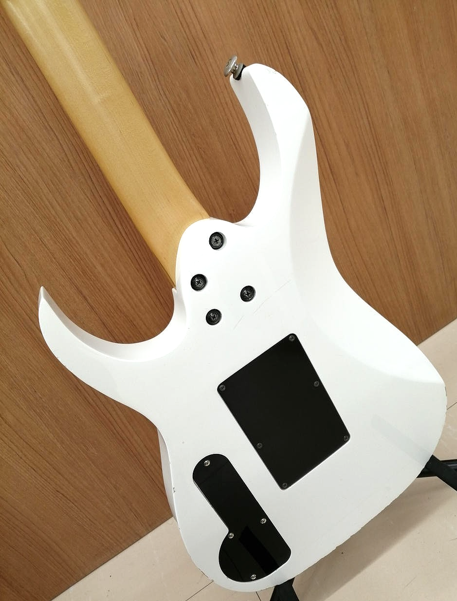 Ibanez PGM-300 White Paul Gilbert Fujigen HSH Vintage Rare Guitar