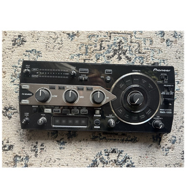 Pioneer RMX-1000 Effektgerät DJ Tischgerät Schwarz mit Soundkarte & Effekten