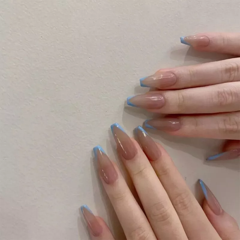 Fake press shop on nails