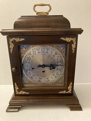 Horloge De Table Hermle – Mouvement Mécanique à Percussion Westminster Avec 2 Rubis – Élégance Allemande