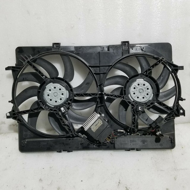 2016 AUDI Q3 2.0L ENGINE RADIATOR COOLING FAN MOTOR SHROUD MODULE 16K