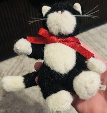 VINTAGE THE BOYDS COLLECTION LTD JB Bean Series Black White Tuxedo Cat Plush Toy