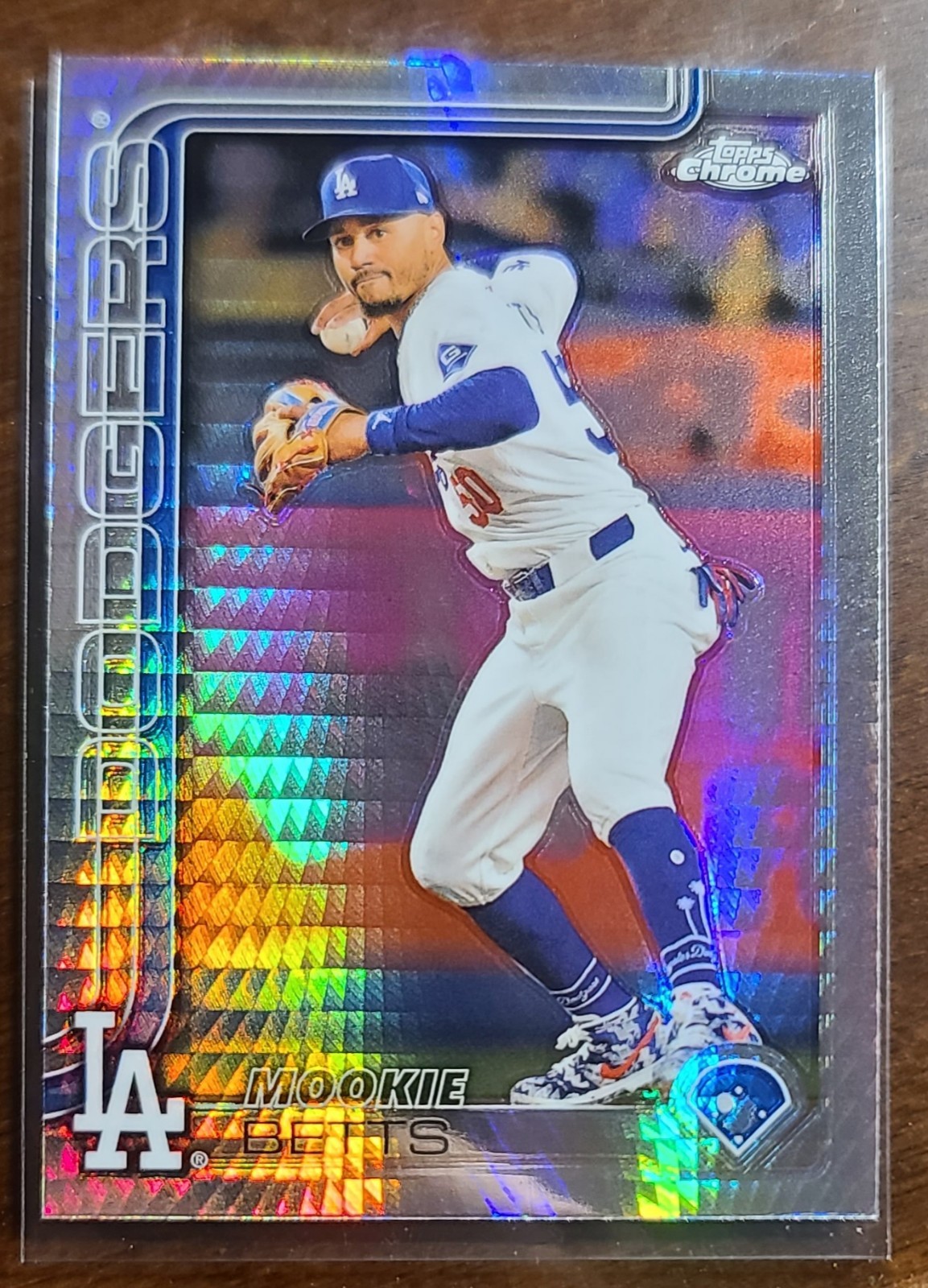 2025 Topps Chrome - Mookie Betts #50 Prism Refractor